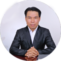 Mr. Hoàng
